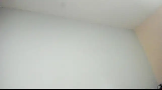 cami_hot_tits webcam