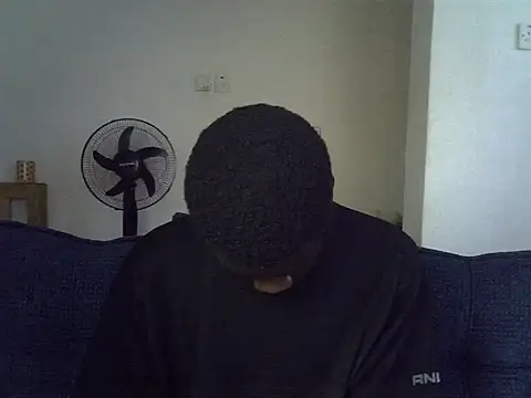Thee_Biggest webcam