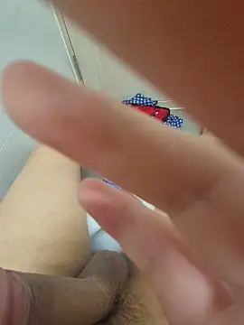 jiwoong071203 webcam