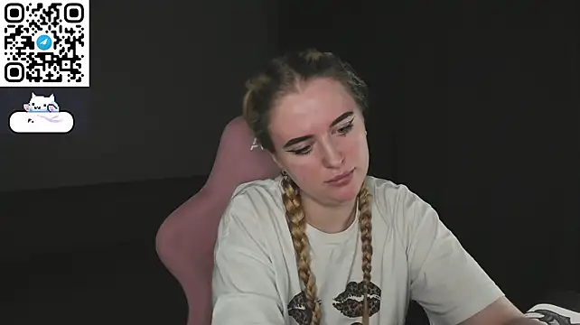 Betany_foxs webcam