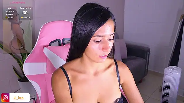 your_khloe1 webcam