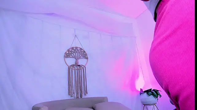 Ginni_charlotte webcam