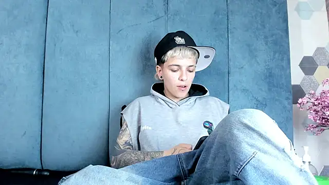Megan_Thompson_ webcam