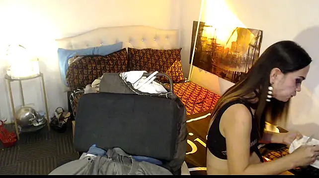 NinaDOM4CUM webcam