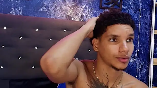 kai_storm77 webcam