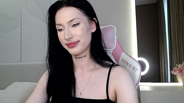 JenniferQueen11 webcam