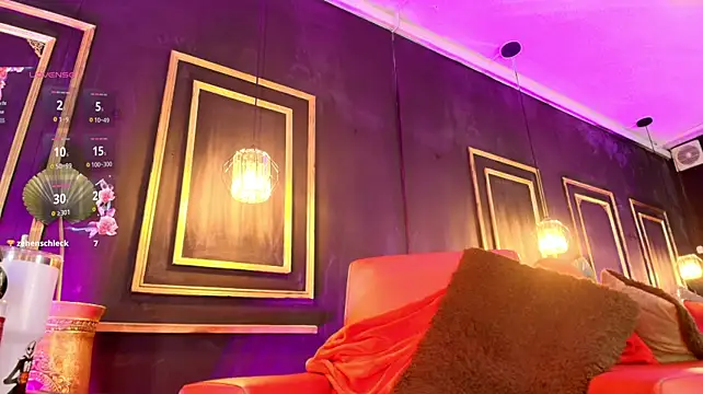 alexa_cruz__ webcam