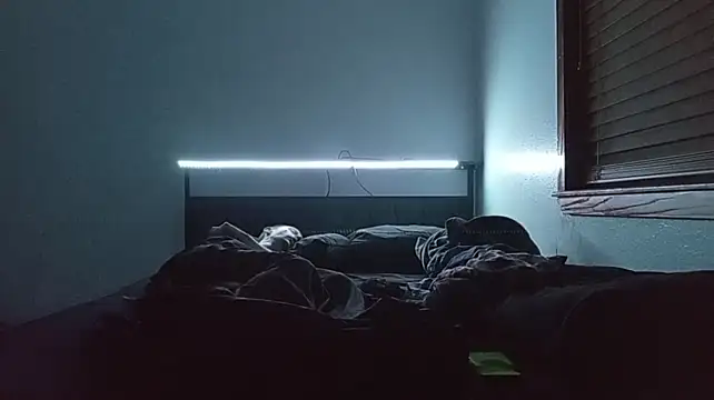 stoner_420 live cam on StripChat
