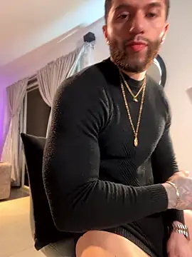 Frank_Farrell live cam on StripChat