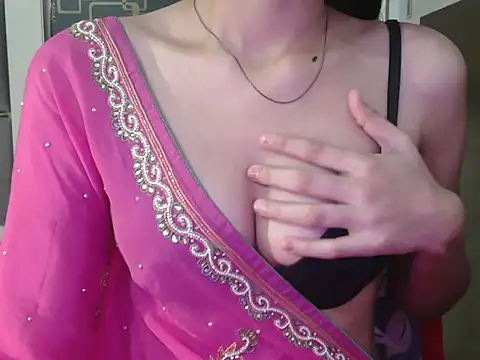 Simreet_22 webcam