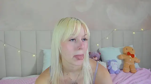 AdeleSilvy webcam