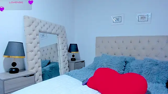 carlaperez_ webcam