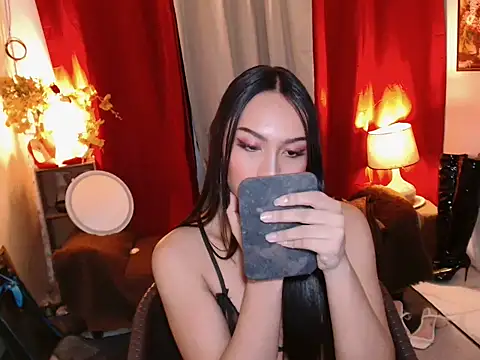 kylieEmparado webcam