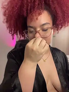 Leyah__