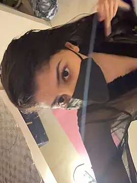 Webcam en directo de la tetona sarakashmir5