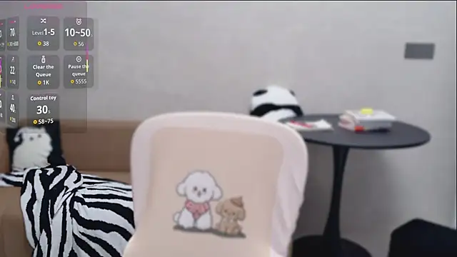 Lynne-1 webcam