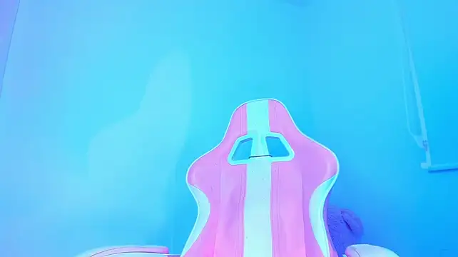 Ariana_f webcam