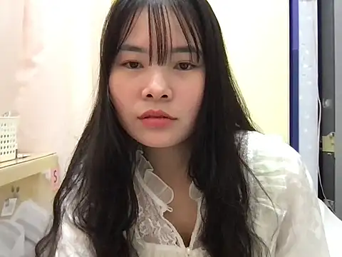 Naked-xx live cam on StripChat