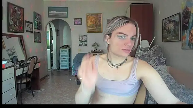 milliKira006 live cam on StripChat
