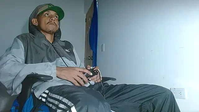 skinny23cm webcam
