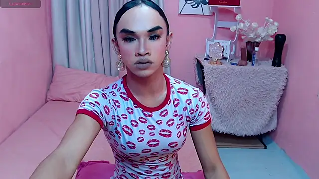 VivienneLuxe webcam