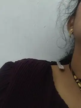 Mohni_love live cam on StripChat