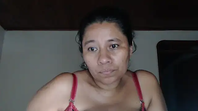 adrixxx38 live cam on StripChat