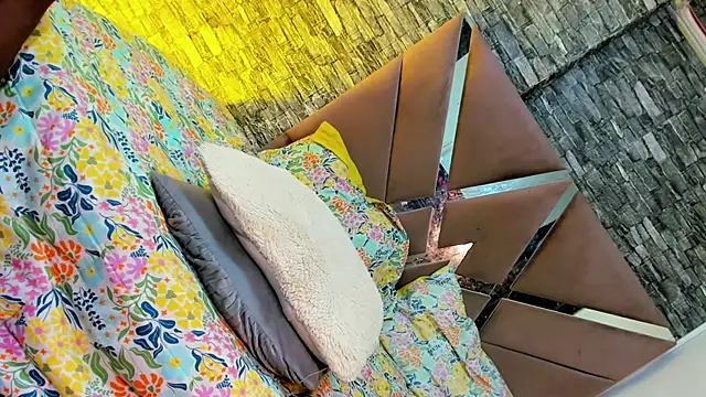 Keily_Tsx1 webcam