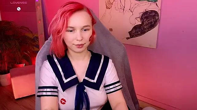 NaomiYoru webcam