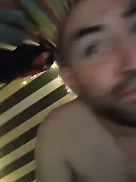CumDumpPig83 webcam