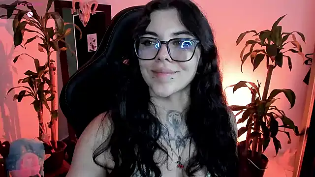 MissCharlottte_18 webcam