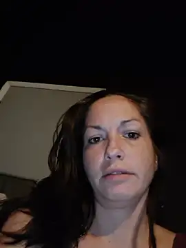 laylayNjag