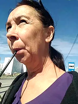 Celine_Faer1 live cam on StripChat