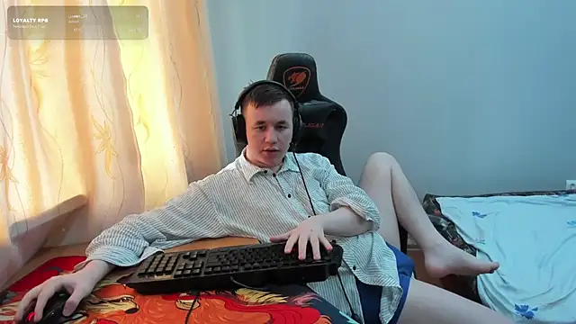 iliaskrislove live cam on StripChat