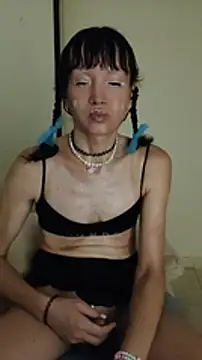Tselka live cam on StripChat