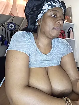 cocobootyyy (F young) - 💦🍑🔥COCO'S PARADISE 🔥🍑💦