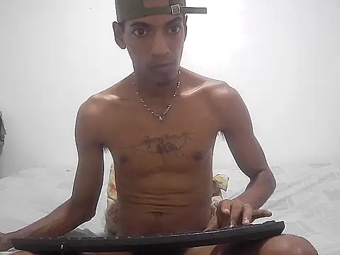 AlbertBigCock webcam
