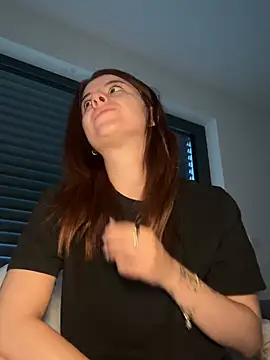 Mia-Rey webcam