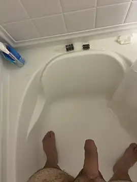 2addictivelyhorny webcam