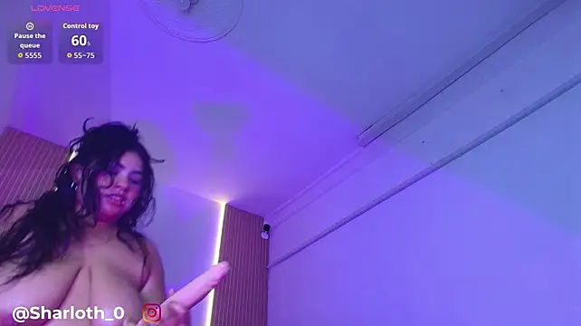 sharloth_0 webcam