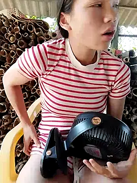 MiuMiu-Babyy webcam