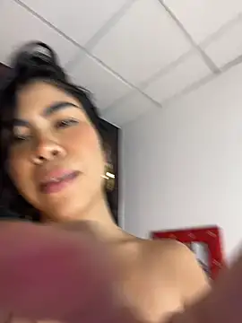 SmileyBabeXXX webcam