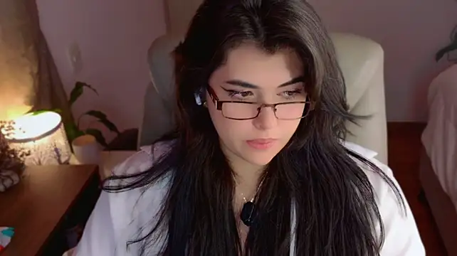 Nannicutee webcam