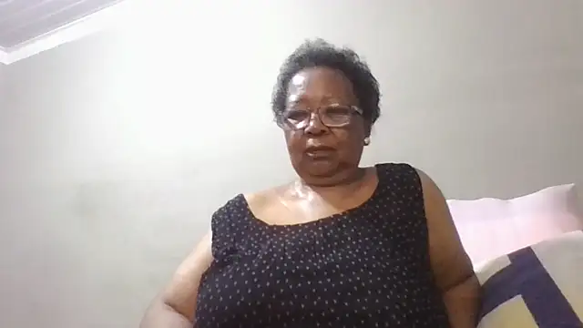 KinkyRicoSaisyours webcam