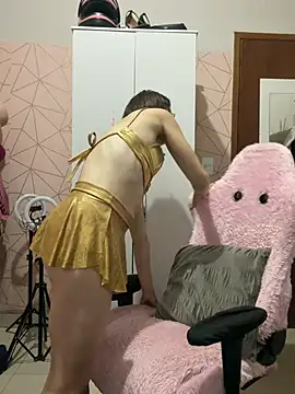 Irresistible37 webcam