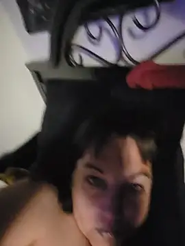 Queenemerald webcam