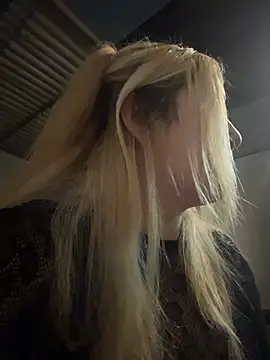 lya_nekko_ webcam