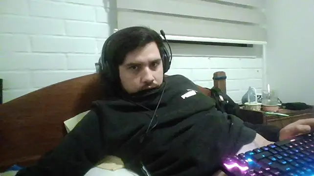 hung_weeb webcam
