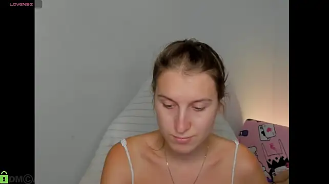 Xenia_paradise live cam on StripChat