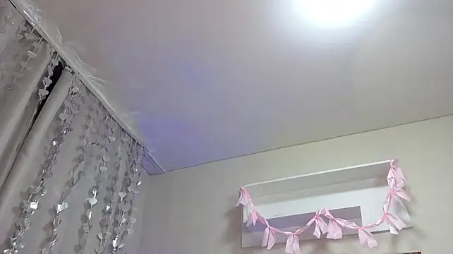 Milly_Lane webcam
